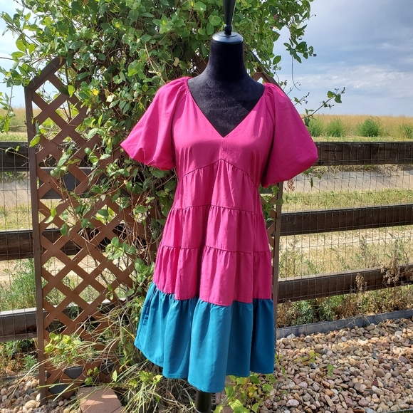 NWT Entro Megenta Tiered Dress with Teal Blue Hemline Women's Size Small - Picture 11 of 16